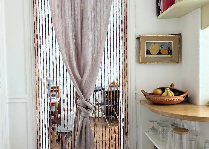 Charming Light Flat In Goncourt 公寓 巴黎